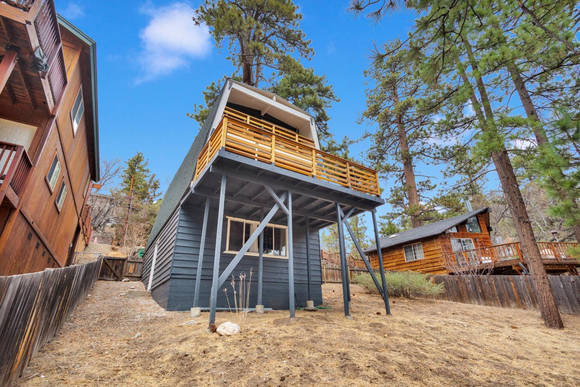 Cozy Crescent Tree Cabin Near Bear Mountain ビッグ・ベアー・レイク エクステリア 写真
