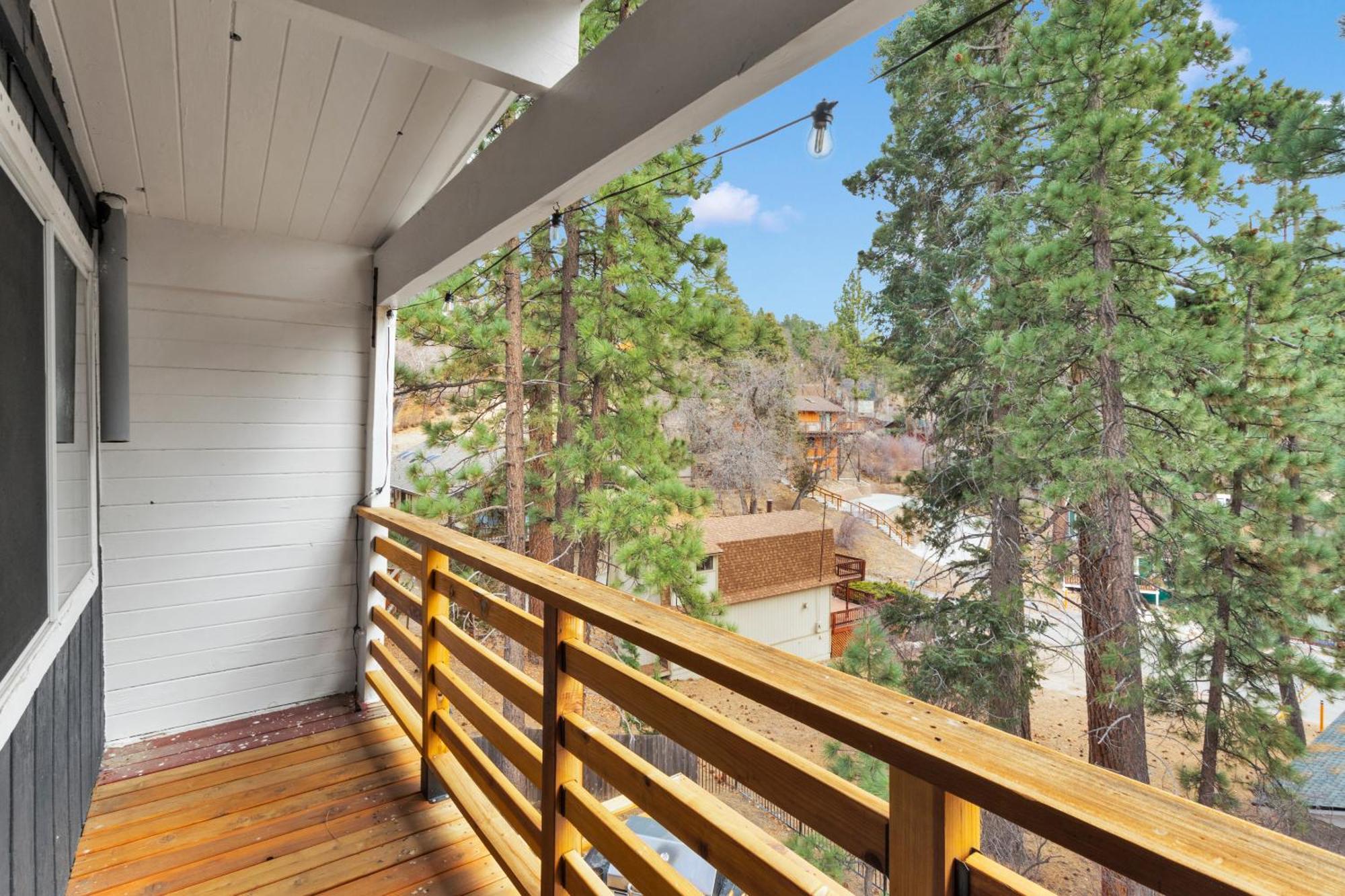 Cozy Crescent Tree Cabin Near Bear Mountain ビッグ・ベアー・レイク エクステリア 写真