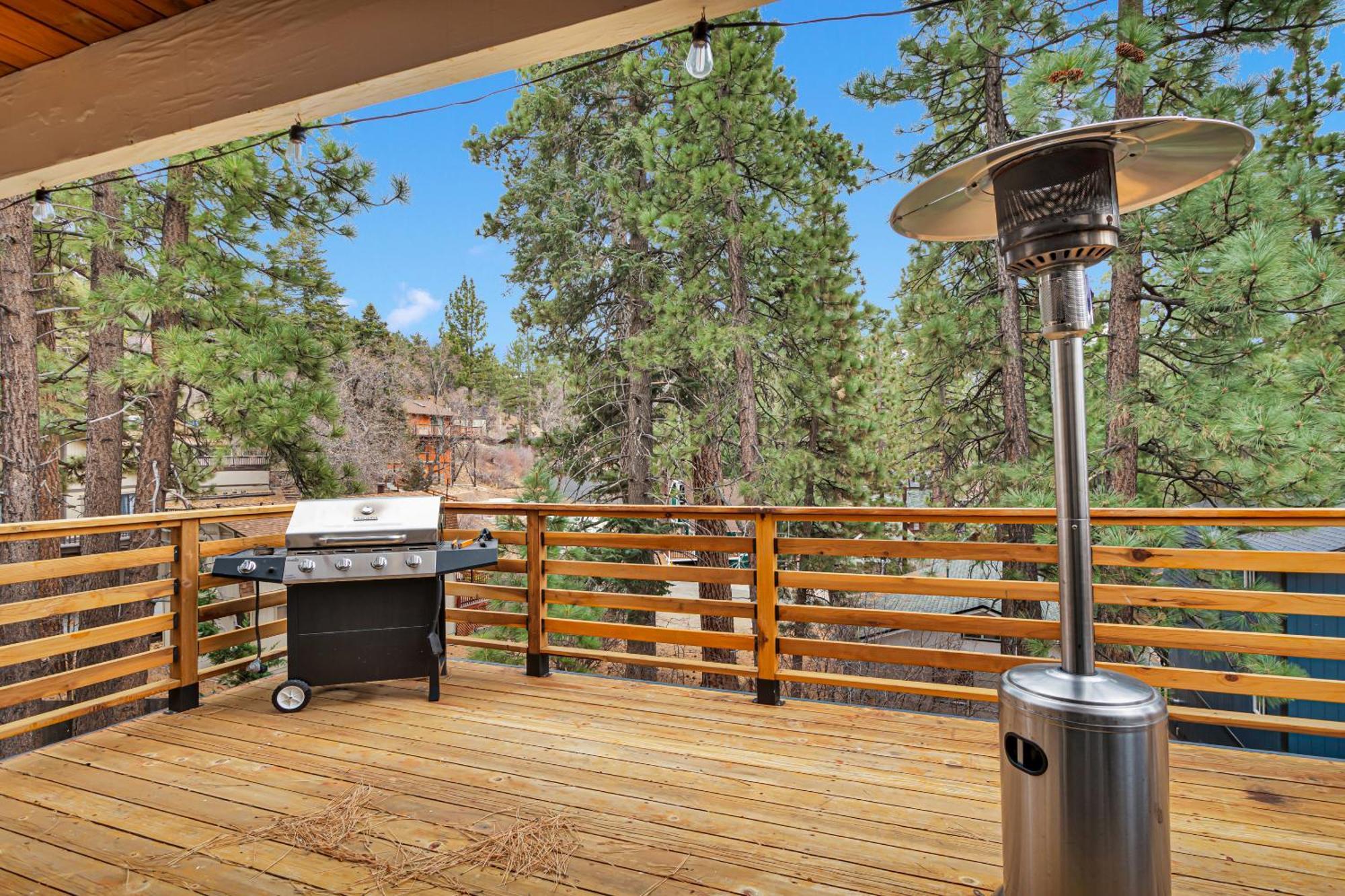Cozy Crescent Tree Cabin Near Bear Mountain ビッグ・ベアー・レイク エクステリア 写真